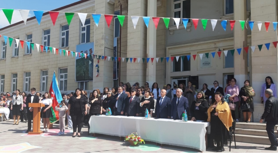 xalqimizin-her-bir-numayendesi-ulu-onderin-yaratdigi-musteqil-azerbaycanin-vetendashi-olmasi-ile-fexr-edir-foto