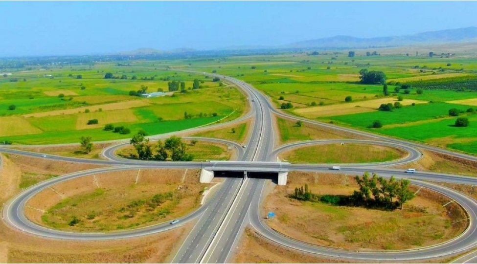 baki-qazax-yolunun-130-km-lik-hissesinin-genishlendirilmesi-yekunlashmaqdadir-video