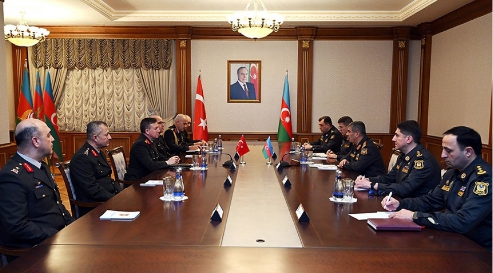 zakir-hesenov-turkiye-numayende-heyetini-qebul-edib